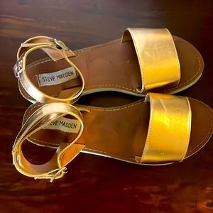 Steve Madden Rose Gold Sandal size 7